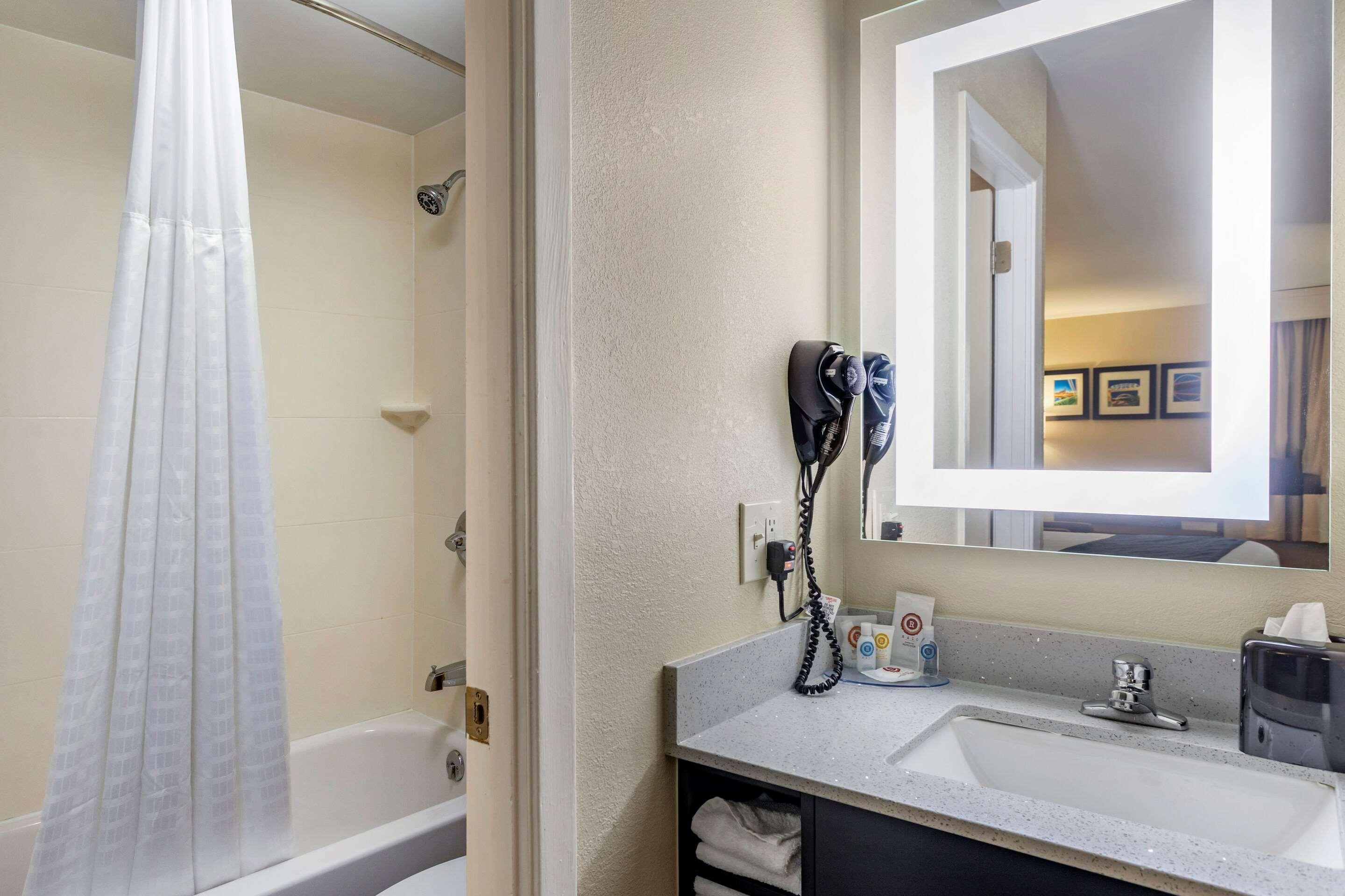 Comfort Inn Nashville - Opryland Area Екстер'єр фото