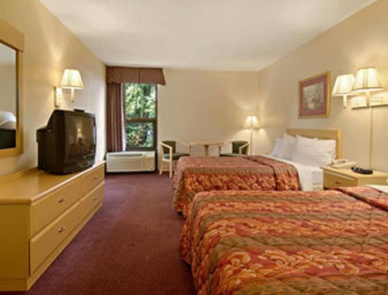 Comfort Inn Nashville - Opryland Area Екстер'єр фото